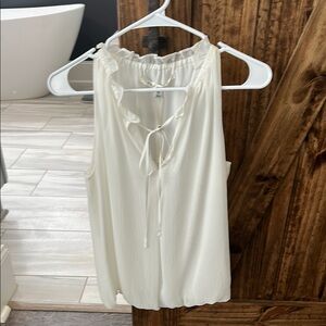 Elegant White Sleeveless Top